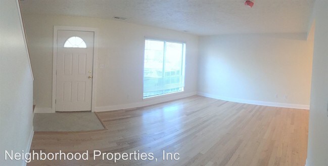 Building Photo - 111 Longwood Dr