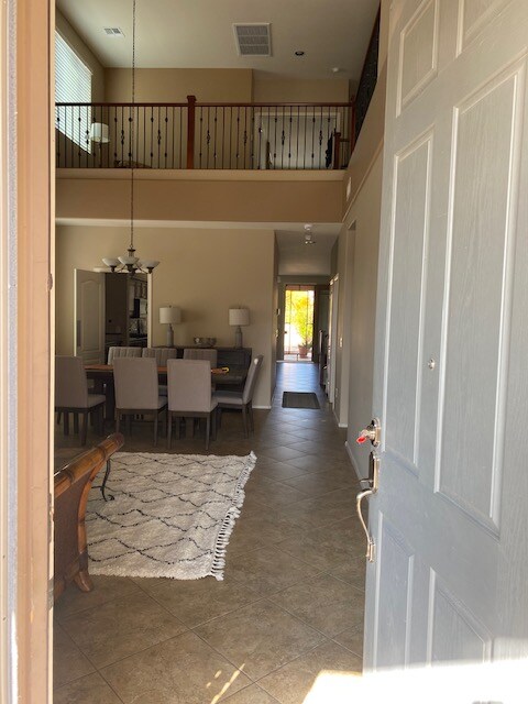 Foto del edificio - 18096 W Paradise Ln