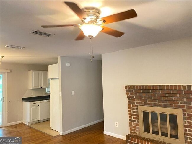 Foto del edificio - 2101 Mulkey Rd SW