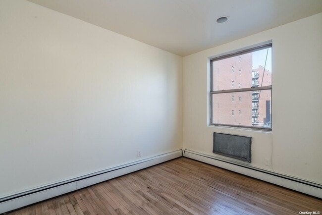 Building Photo - 90-22 161st St