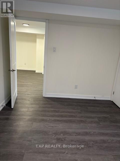 Photo du bâtiment - 2474 Heaton Ave