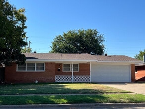 Building Photo - 4405 48th St