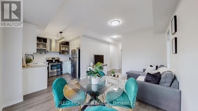 Building Photo - 26 Bruce St