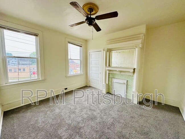 Photo - 1017 Emporia St House