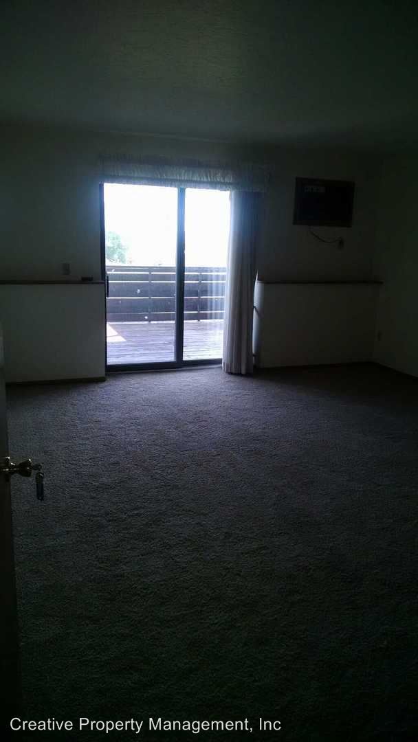 Foto del edificio - 2 br, 1 bath House - 1516 - 16th Ave SW