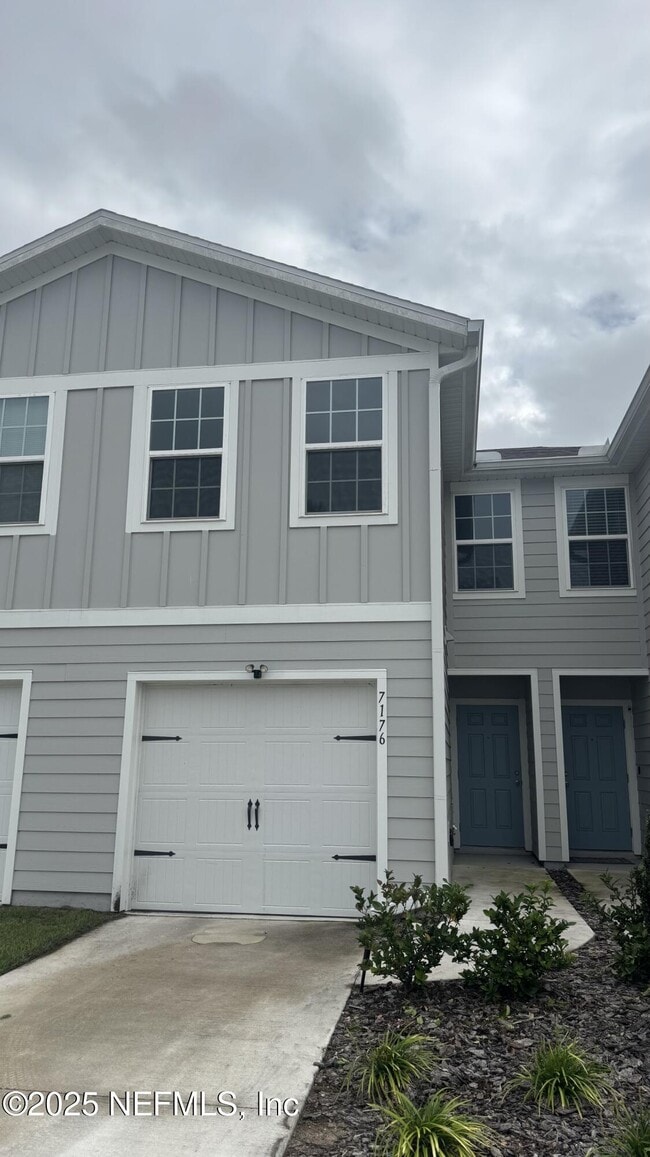 Building Photo - 7176 Luminary ln