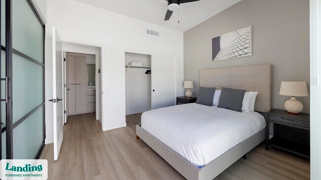 Foto del edificio - 2121 W Butler Dr