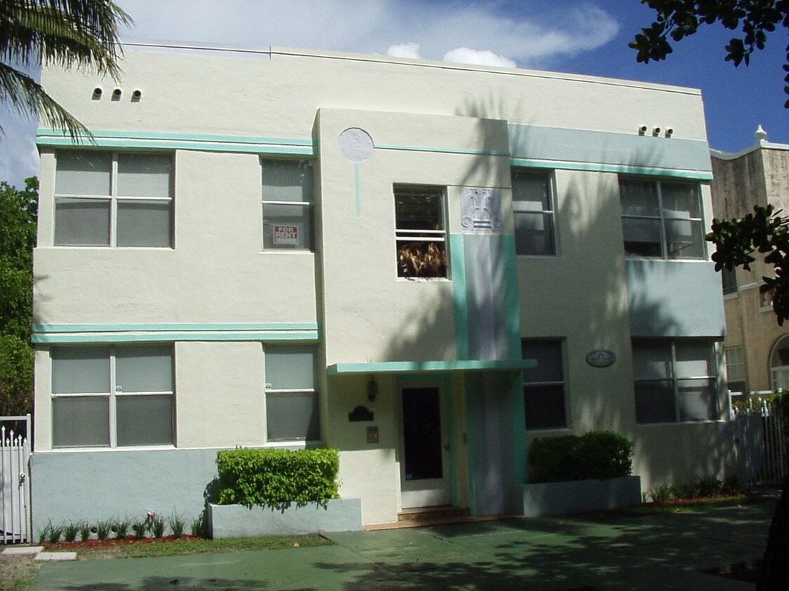 Building Photo - The Helen Rose Apartments