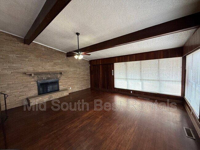 Foto del edificio - 3069 Homewood Dr