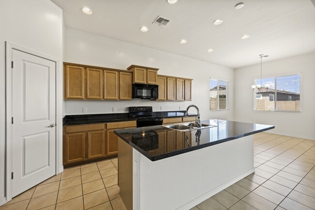 Building Photo - 6822 Claret Dr
