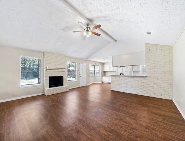 Foto del edificio - 7962 Southmeadow Dr