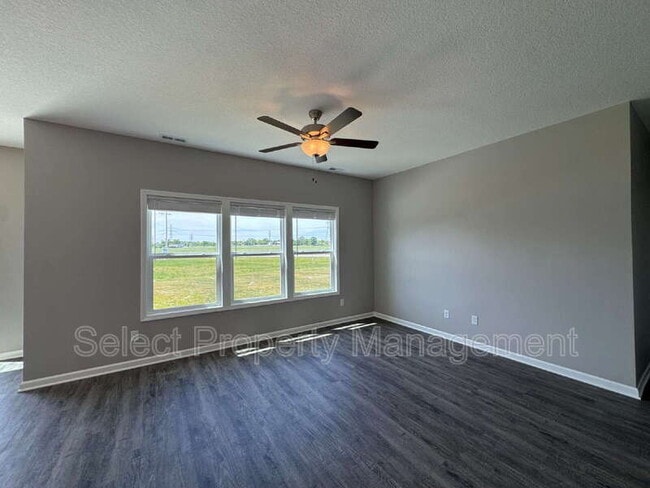 Building Photo - 8793 Elmont Cv