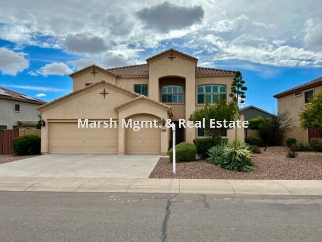 Building Photo - Beautiful 2-story, 5 bedroom home with poo...