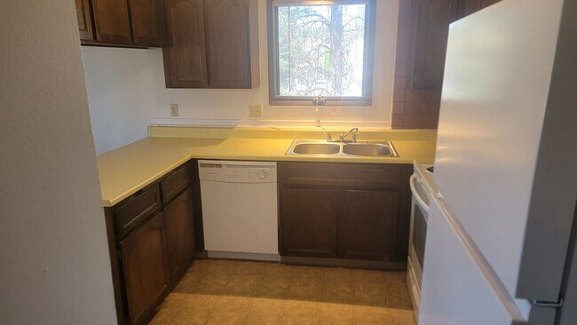 Foto del edificio - 2-bedroom Apartment In Hangman Valley