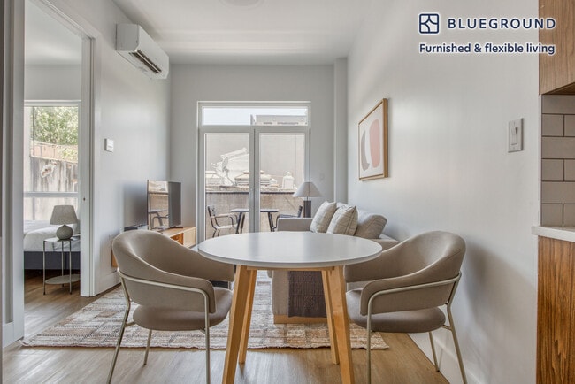 Foto del edificio - 82 4th Ave