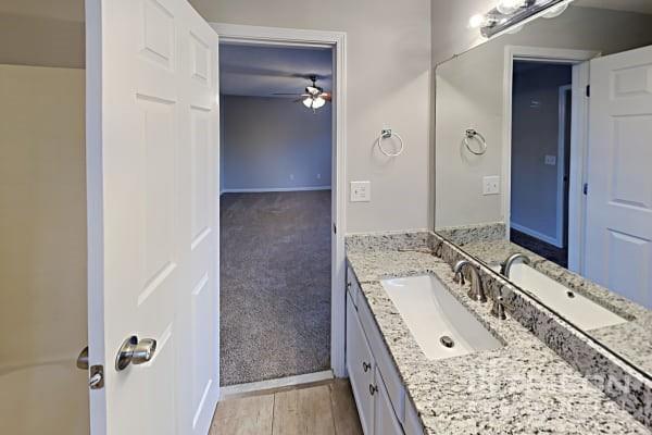 Foto del edificio - 4437 Whitt Mill Rd NW
