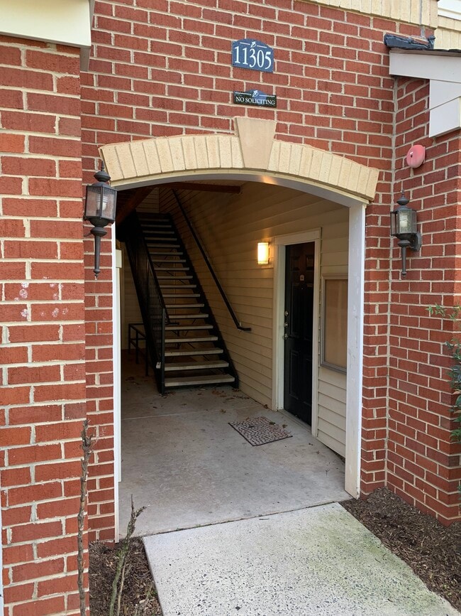 Building Photo - 11305 Aristotle Dr