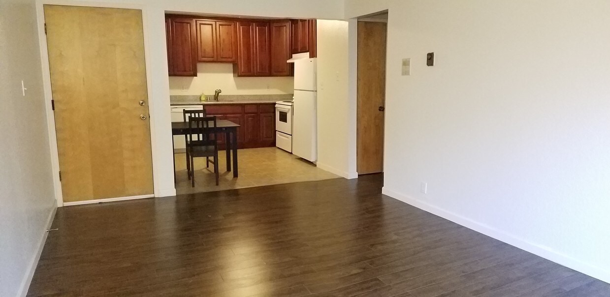 Foto principal - 700 Calhoun St