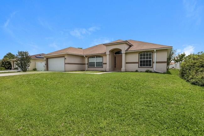 Building Photo - 1120 Roan Ct