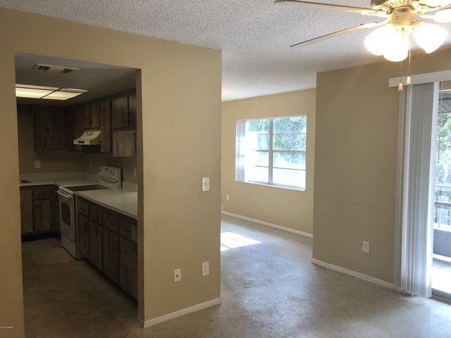 Building Photo - 419 Banana Cay Dr
