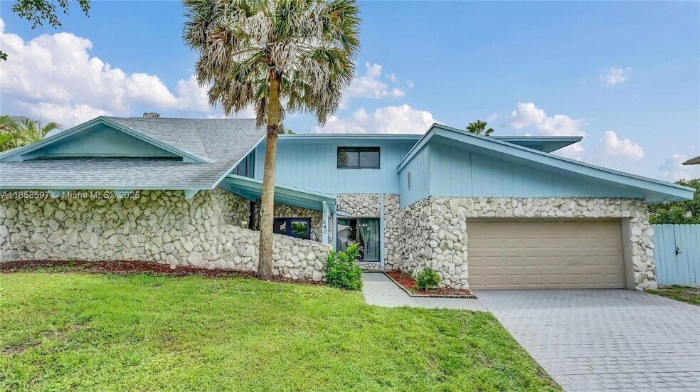 Foto principal - 540 Pebble Creek Terrace