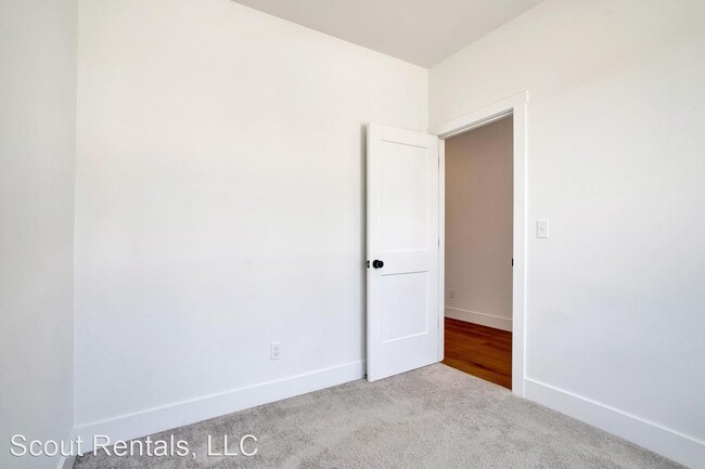 Foto del edificio - 4 br, 3 bath House - 4139 SW Amelia Ter