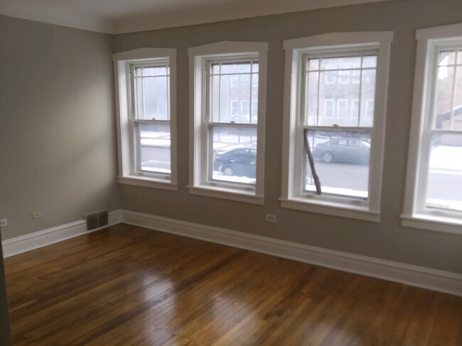 Building Photo - 1700 N Meade Ave