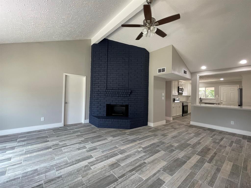 19543 Lazy Valley Dr, Katy, TX 77449 Condo for Rent in Katy, TX