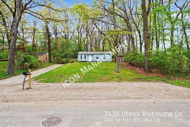 Foto del edificio - 2420 Upper Riverview Dr