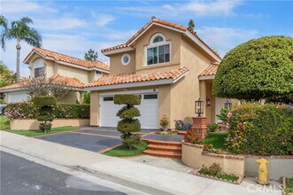 Building Photo - 15 Tierra Vista