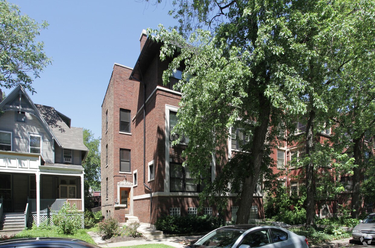 Foto del edificio - 5316 S Greenwood Ave