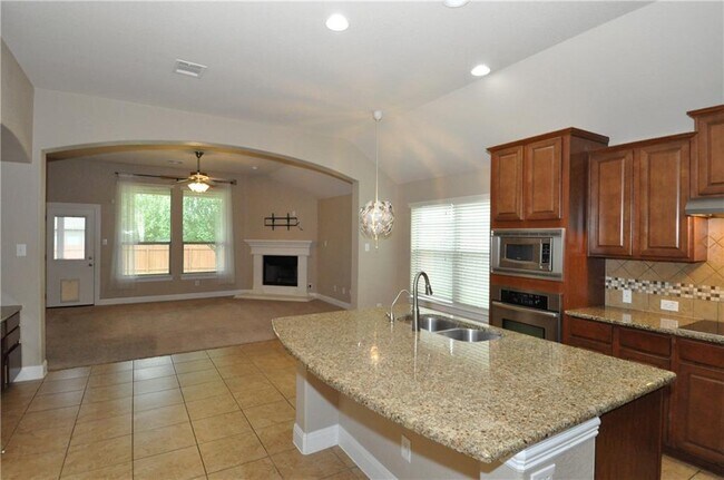 Building Photo - 113 Wallin Farms Dr