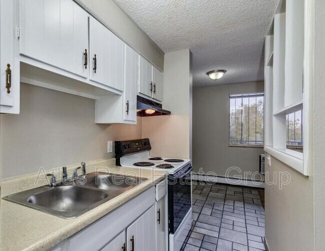 Foto del edificio - 1205 Yosemite St