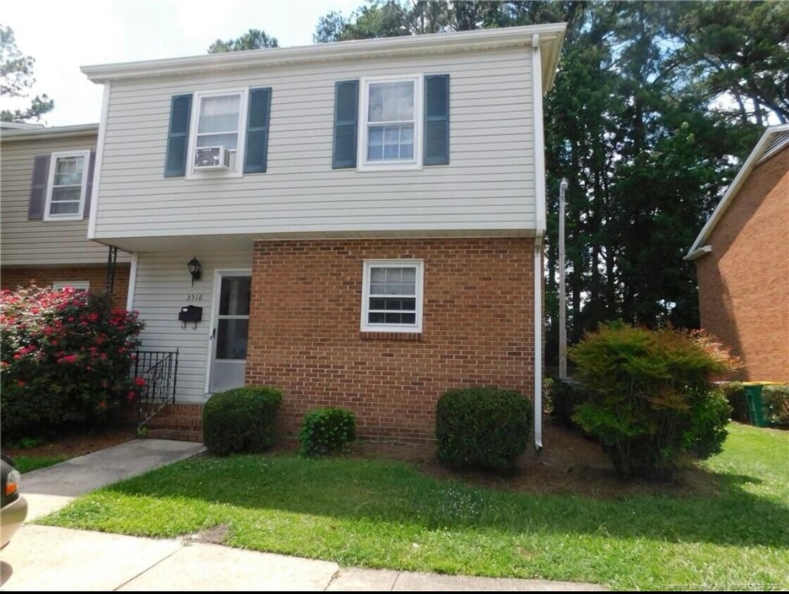 Foto principal - 3516 Fayetteville Rd