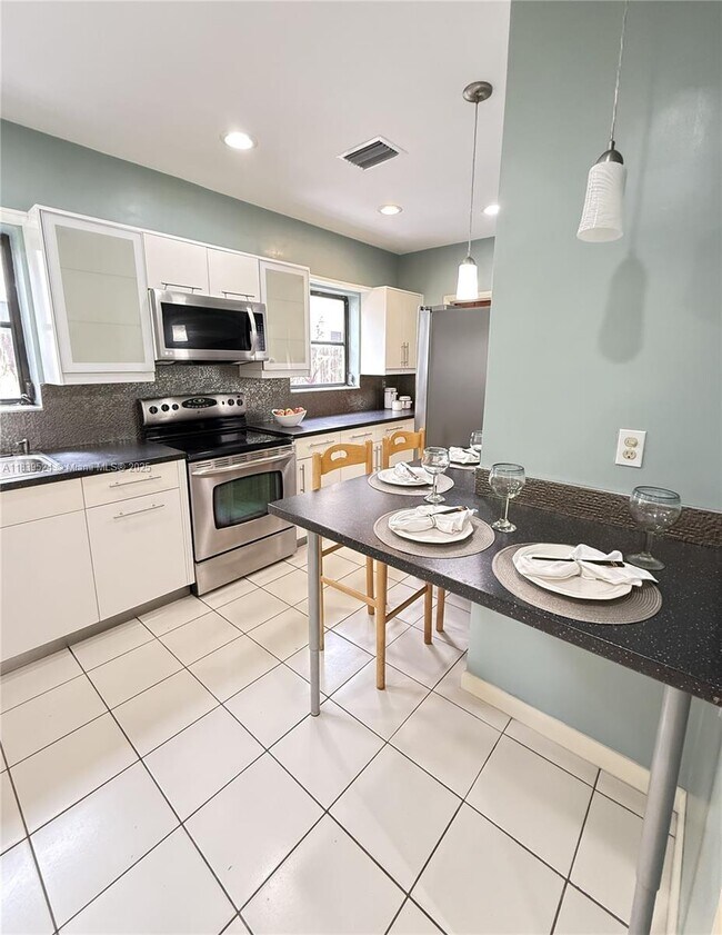Foto del edificio - 5760 SW 55th St