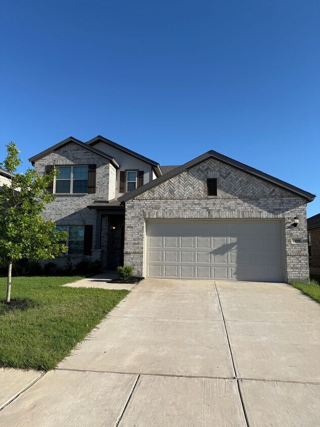 Foto principal - Spacious 5BR House in Pilot Point