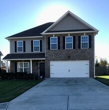 Building Photo - 2624 Southwinds Cir