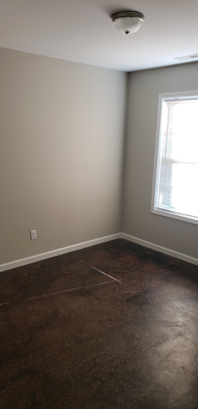 Bedroom 1 - 112 Miller St