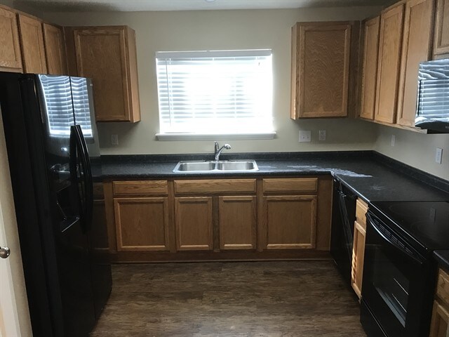 Building Photo - 168 Stoney Crossing