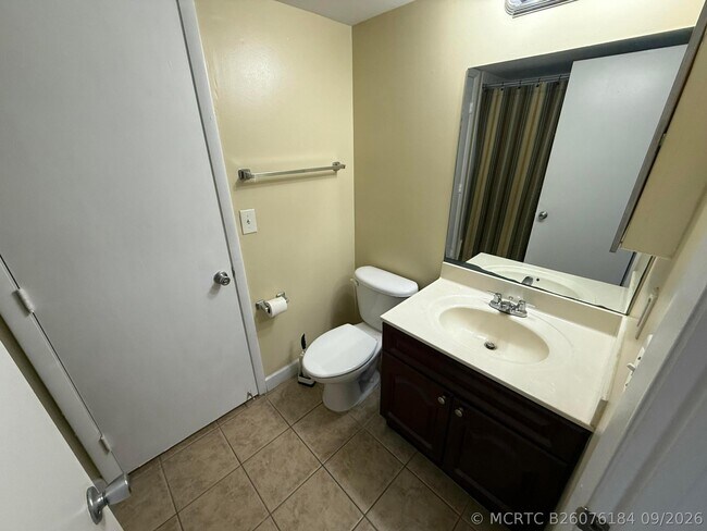 Building Photo - 5821 Riverside Dr