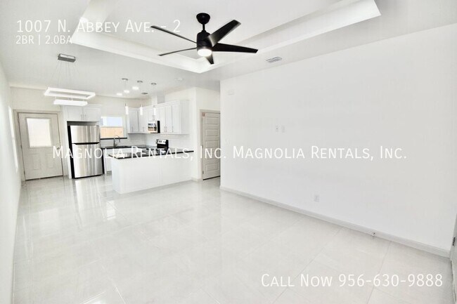 Foto del edificio - 1007 N Abbey Ave