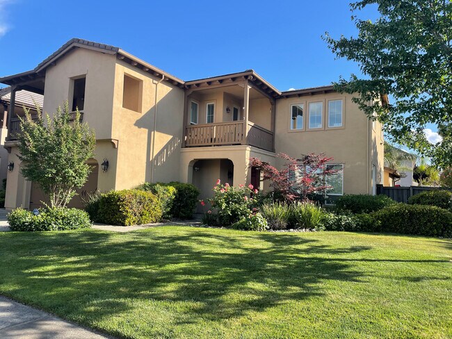 Building Photo - 1748 Dornie Cir