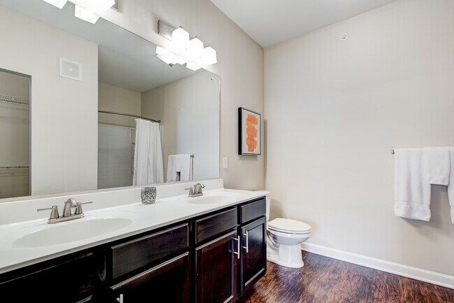 Foto del edificio - 24631 E Applewood Dr