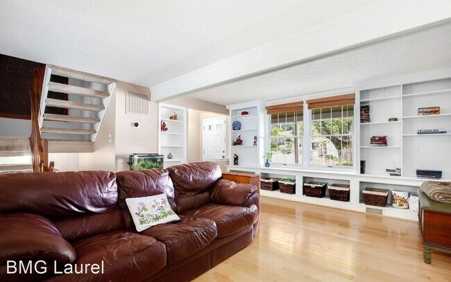 Foto del edificio - 3 br, 2.5 bath House - 19718 Framingham Dr