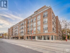 Building Photo - 955-955 Queen St W