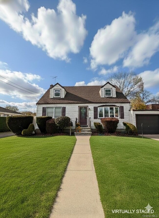 Building Photo - 626 Wool Ave