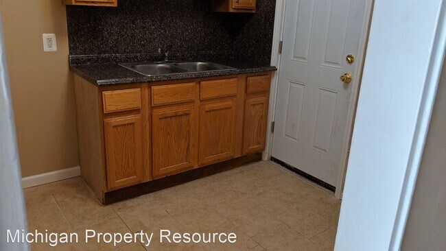 Building Photo - 2 br, 1 bath House - 3461 Ewald Circle