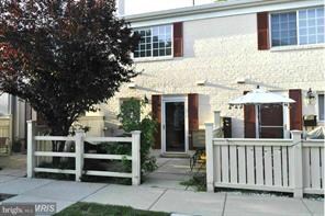 Primary Photo - 2 br, 1.5 bath House - 1489 A N VAN DORN ST,