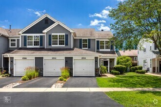 Building Photo - 2532 Golf Ridge Cir
