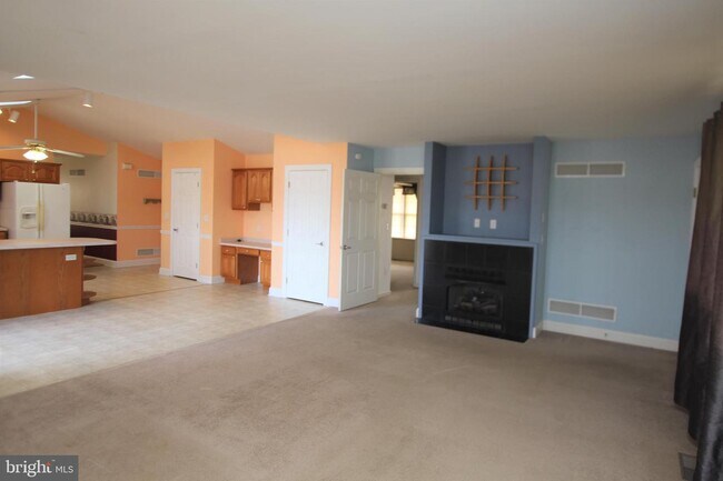 Building Photo - 31499 Red Mill Dr